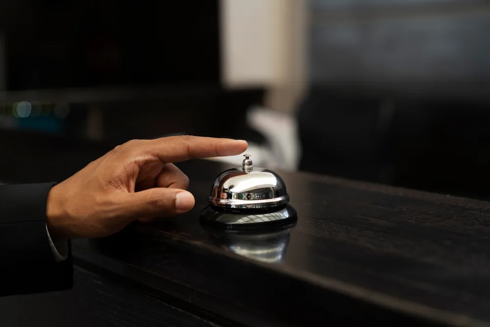 Hotel guest transfer and reception service in Barcelona